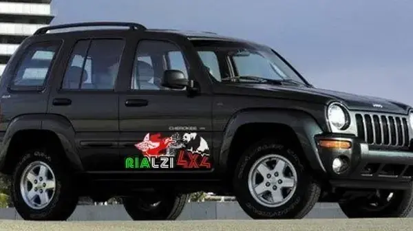 Coppia distanziali da 20-30-40 mm CHEROKEE KJ 09/01..02.08